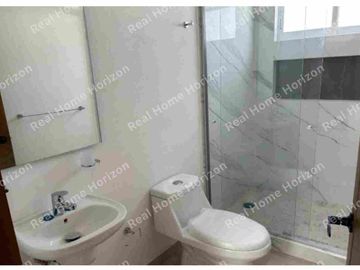 CASA EN VENTA GRAN JARDIN