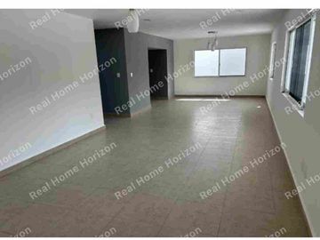 CASA EN VENTA GRAN JARDIN