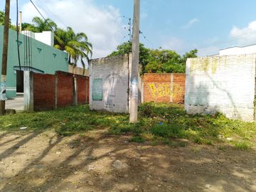 VENTA DE TERRENO DE 534M EN LA COL. VOLCANES