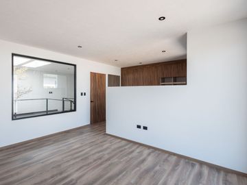Casa de 3 Recámaras en Venta en Lomas de Angelópolis 3 - Entrega Inmediata