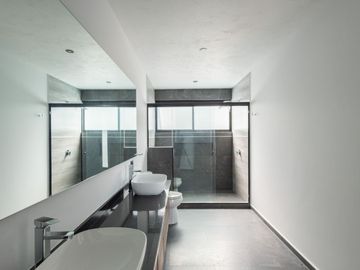 Casa de 3 Recámaras en Venta en Lomas de Angelópolis 3 - Entrega Inmediata