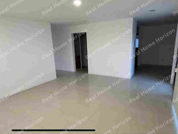 CASA EN VENTA EN LOMAS DEL MOLINO II