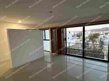 CASA EN VENTA EN LOMAS DEL MOLINO II