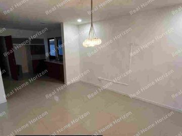 CASA EN VENTA EN LOMAS DEL MOLINO II