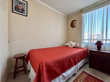 Se Vende Hermoso 2 Dormitorios + Estacionamiento. Av. Perú