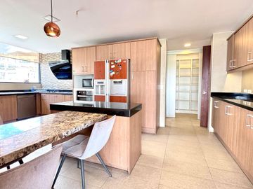🌟 ¡Exclusivo Penthouse en Venta en Quito Tenis! 🌟