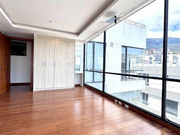 🌟 ¡Exclusivo Penthouse en Venta en Quito Tenis! 🌟
