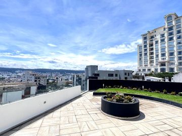🌟 ¡Exclusivo Penthouse en Venta en Quito Tenis! 🌟