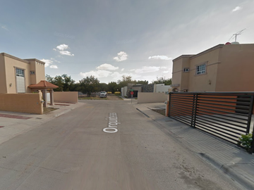 CASA ECONOMICA EN VENTA – GRAN OPORTUNIDAD DE INVERSIÓN - (REMATE) – Orquídeas 1101, 33130 Pedro Meoqui, Chih.