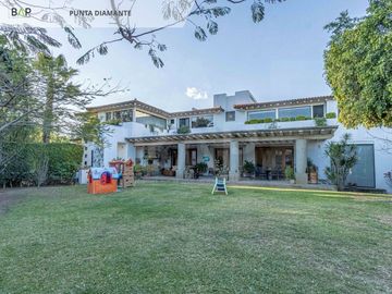 Casa en venta Punta Diamante