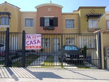 HERMOSA CASA 2 PISOS