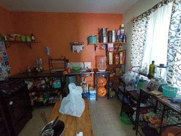HERMOSA CASA 2 PISOS