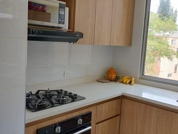 VENTA APARTAMENTO EN CAMINO REAL CUARTO PISO