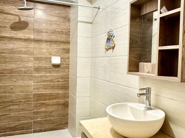 AMPLIO DEPARTAMENTO DE ESTRENO EN VENTA– URB. MIRAFLORES -PIURA