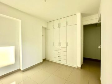 AMPLIO DEPARTAMENTO DE ESTRENO EN VENTA– URB. MIRAFLORES -PIURA
