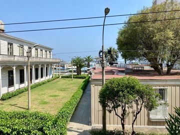 Venta de amplio departamento en Ancón