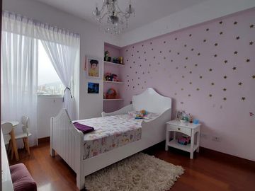 Alquilo excelente departamento en San Isidro
