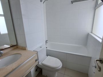 Espectacular departamento 3 D , 2 B , 2 E , Bosque de Montemar, vista al mar