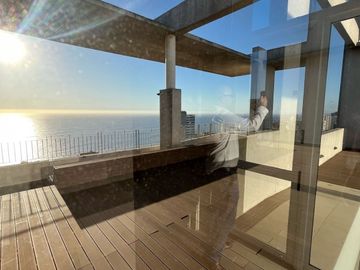 Espectacular departamento 3 D , 2 B , 2 E , Bosque de Montemar, vista al mar