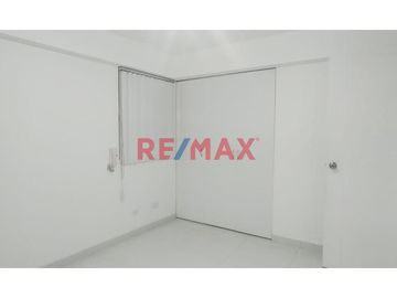 EN VENTA FUNCIONAL Y HERMOSO DPTO FLAT EN PRIMER PISO  SURCO