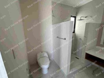 CASA EN VENTA EN VALLES DEL MOLINO 