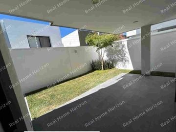 CASA EN VENTA EN VALLES DEL MOLINO 