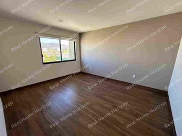 CASA EN VENTA EN VALLES DEL MOLINO 