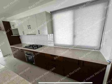 CASA EN VENTAS EN VALLES DEL MOLINO 