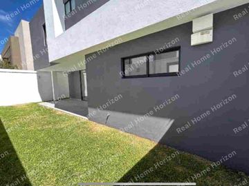 CASA EN VENTAS EN VALLES DEL MOLINO 