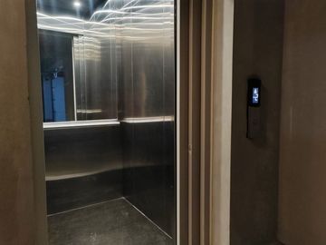 Tríplex De 207 M2 Frente A Av. La Merced – Santiago De Surco.