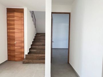 MODERNA CASA NUEVA EN FRACCIONAMIENTO BRISAS