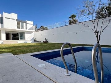 MODERNA CASA NUEVA EN FRACCIONAMIENTO BRISAS