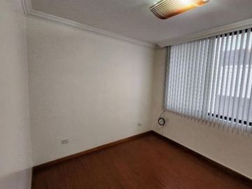 Venta departamento dúplex sector Agua Clara - Quito