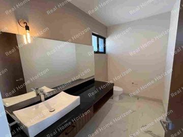 CASA EN VENTA EN VALLES DEL MOLINO 