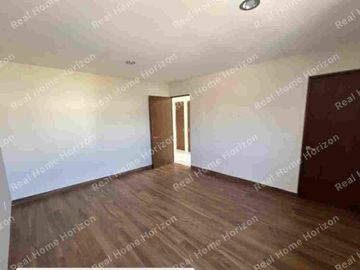 CASA EN VENTA EN VALLES DEL MOLINO 