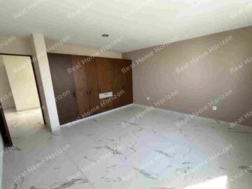 CASA EN VENTA EN VALLES DEL MOLINO 