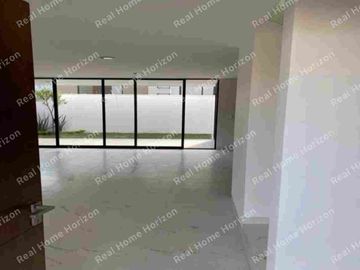 CASA EN VENTA EN VALLES DEL MOLINO 