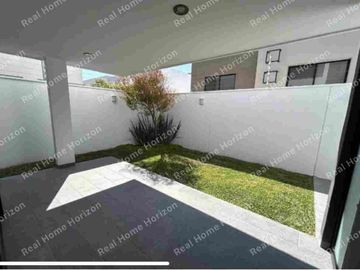 CASA EN VENTA EN VALLES DEL MOLINO 
