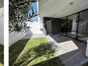 CASA EN VENTA EN VALLES DEL MOLINO 