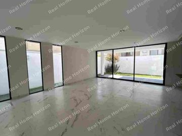 CASA EN VENTA EN VALLES DEL MOLINO 
