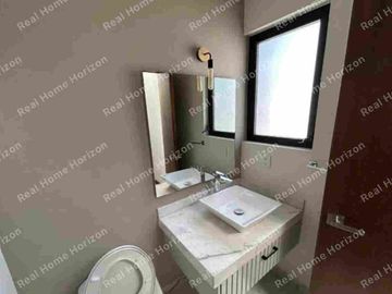 CASA EN VENTA EN VALLES DEL MOLINO 