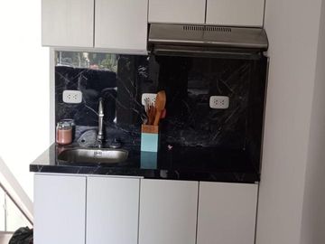 Alquilo flat Amoblado de 2 Dorm en Chorrillos 750usd