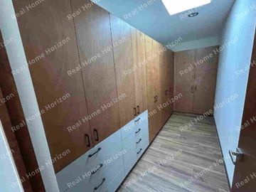 CASA EN VENTA EN VALLES DEL MOLINO 