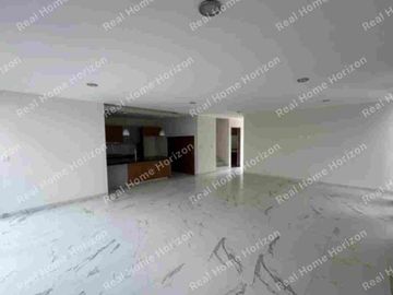 CASA EN VENTA EN VALLES DEL MOLINO 