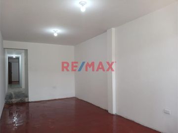 ¡Bajo De Precio! En Venta Bonita Casa En Villa El Salvador 🏠