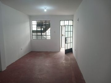 ¡Bajo De Precio! En Venta Bonita Casa En Villa El Salvador 🏠
