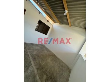 ¡Bajo De Precio! En Venta Bonita Casa En Villa El Salvador 🏠