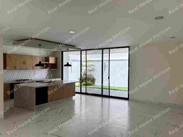 CASA EN VENTA VALLES DEL MOLINO 