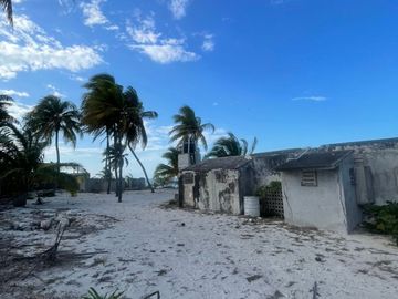 Terreno en venta frente a la playa en San crisanto Yucatán