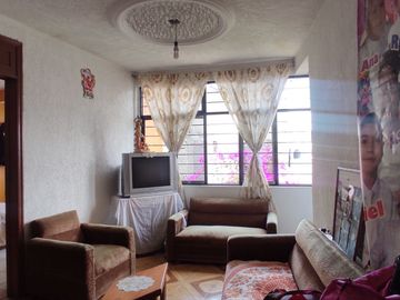 Casa en venta de 3 niveles en Cuautepec barrio bajo, aceptamos todos los créditos